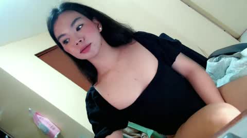 Snapshot of fionie_xxx chatting on 06/19/26, 12:09 FIONA online show from 06/19/26, 12:09