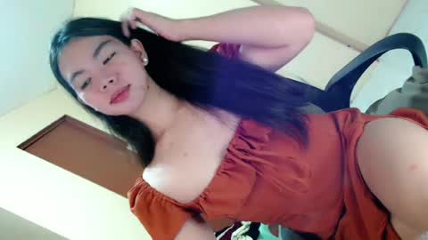 Snapshot of fionie_xxx chatting on 07/05/26, 06:48 FIONA online show from 07/05/26, 06:48