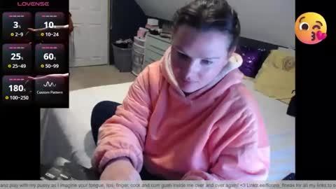 Snapshot of fionna_fineas chatting on 04/26/26, 06:27 Fionna online show from 04/26/26, 06:27