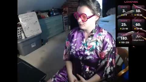 Snapshot of fionna_fineas chatting on 05/22/26, 05:51 Fionna online show from 05/22/26, 05:51