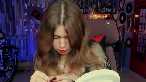 fiora online show from 10/30/25, 01:01