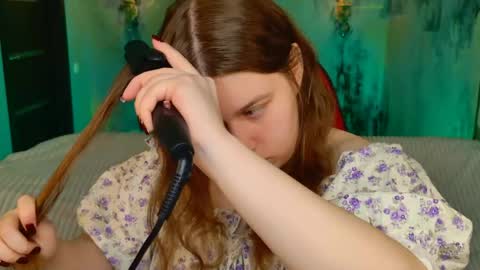 Snapshot of fioramarmoris chatting on 05/01/26, 05:23 fiora online show from 05/01/26, 05:23