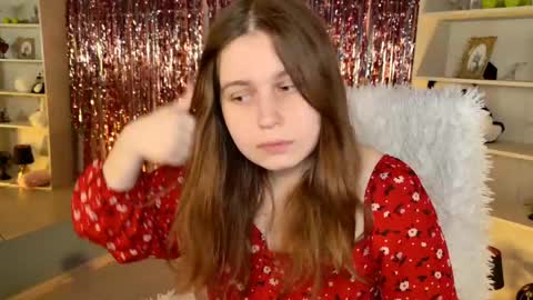 Snapshot of fioramarmoris chatting on 05/17/26, 05:16 fiora online show from 05/17/26, 05:16