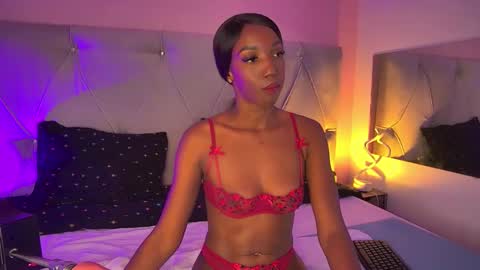 Fiorela Lenin  online show from 09/30/25, 12:43