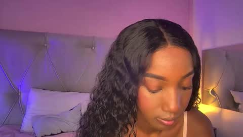 Fiorela Lenin  online show from 02/05/26, 12:21