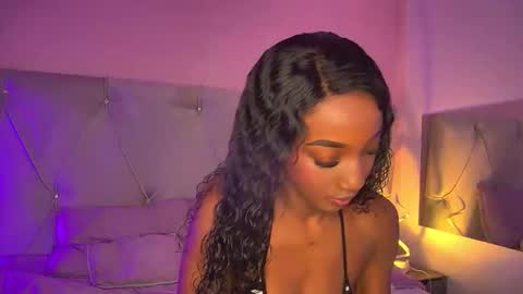 Fiorela Lenin  online show from 03/31/26, 12:27