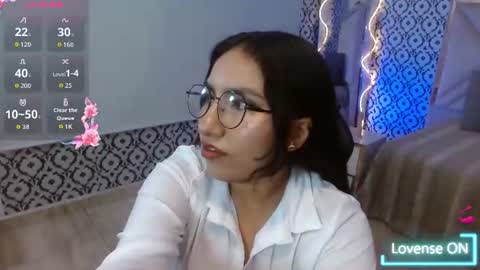 Snapshot of fiory_tay chatting on 06/30/26, 08:32 fiory tay online show from 06/30/26, 08:32