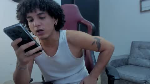 fire_boy69 online show from 10/01/25, 03:45