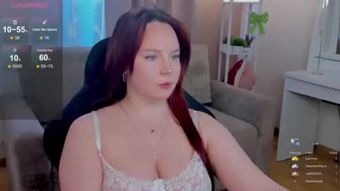 Snapshot of fire_emily chatting on 06/13/26, 01:36 fire_emily online show from 06/13/26, 01:36