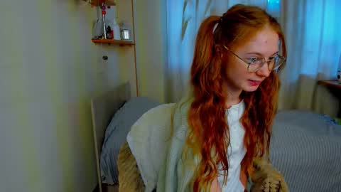 fire_luna online show from 11/13/25, 05:39