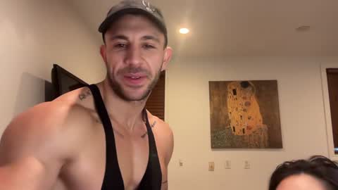 Snapshot of fireanddesire27 chatting on 02/01/25, 11:37 FireAndDesire27 online show from 02/01/25, 11:37