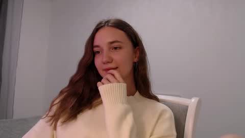 fireflies_fly_ online show from 09/22/25, 07:49