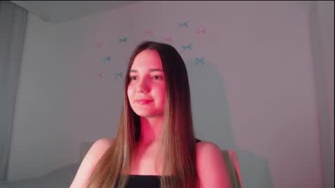 fireflies_fly_ online show from 04/22/26, 07:59