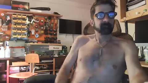 Snapshot of fishermanjack0101 chatting on 03/04/25, 05:42 fishermanjack0101 online show from 03/04/25, 05:42
