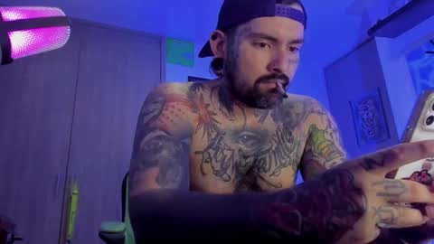 Snapshot of fisherrman666 chatting on 10/23/25, 04:12 fisherrman666 online show from 10/23/25, 04:12