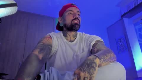 Snapshot of fisherrman666 chatting on 11/07/25, 01:49 fisherrman666 online show from 11/07/25, 01:49