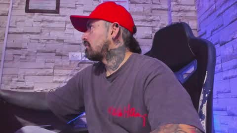 Snapshot of fisherrman666 chatting on 11/09/25, 04:38 fisherrman666 online show from 11/09/25, 04:38