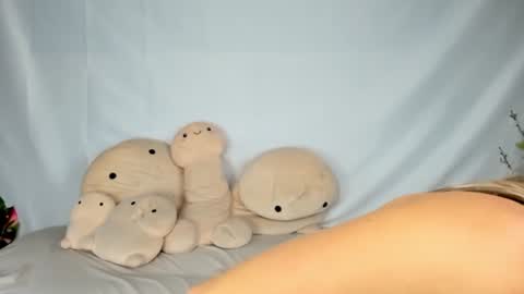 Megan NEW twitter fit amer girl online show from 10/02/25, 07:54