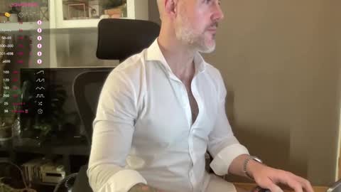 Rubn online show from 12/19/24, 04:02