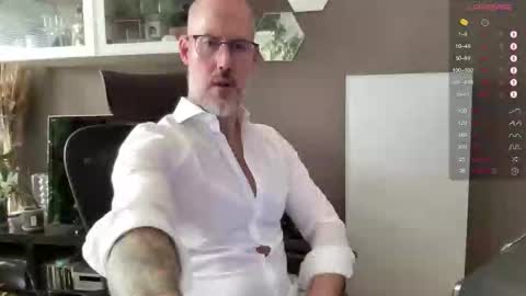 Rubn online show from 09/19/25, 11:55