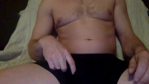 Snapshot of fitchatandfun chatting on 04/07/26, 12:00 fitchatandfun online show from 04/07/26, 12:00