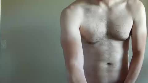 Snapshot of fithubby80 chatting on 10/13/25, 03:01 fithubby80 online show from 10/13/25, 03:01