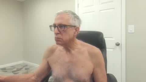 Snapshot of fitman999 chatting on 02/16/25, 06:10 Jon online show from 02/16/25, 06:10