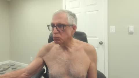 Snapshot of fitman999 chatting on 02/23/25, 01:24 Jon online show from 02/23/25, 01:24