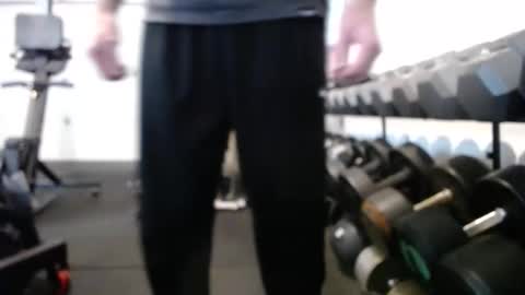 Snapshot of fitshow75 chatting on 12/16/24, 07:21 Links in Bio below online show from 12/16/24, 07:21