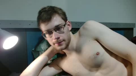 Snapshot of fitwhiteboy01 chatting on 11/16/25, 02:33 Fitwhiteboy01 online show from 11/16/25, 02:33