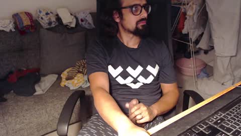 fizz6572 online show from 12/18/24, 08:03
