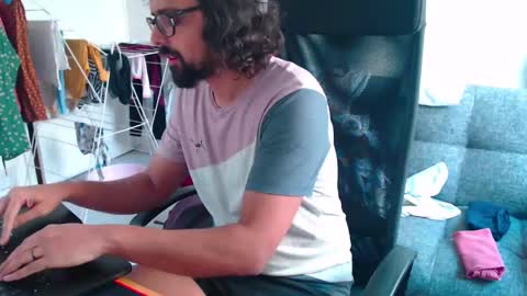 fizz6572 online show from 02/14/25, 08:42