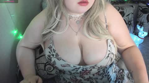 Gabrielle online show from 12/28/24, 05:25