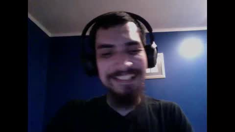 Snapshot of flamingolindo chatting on 10/31/25, 04:24 Flamingolindo online show from 10/31/25, 04:24