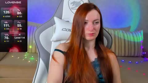 Yana online show from 10/31/25, 12:00