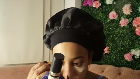 Snapshot of flavia_cruz chatting on 04/26/26, 12:25 Flavia online show from 04/26/26, 12:25
