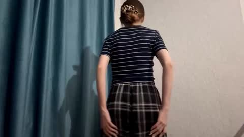 Emma online show from 02/28/26, 01:28