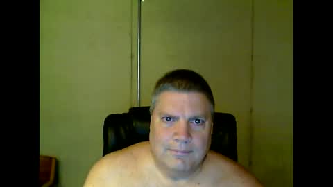 Snapshot of fletch32 chatting on 01/02/25, 03:58 jd online show from 01/02/25, 03:58