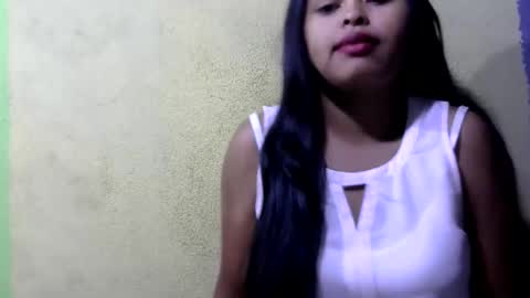 Snapshot of fleurtess_xx chatting on 06/04/26, 03:56 Claire online show from 06/04/26, 03:56