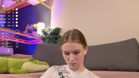 Leia online show from 09/30/25, 02:11