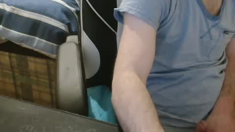 Snapshot of flict86682307 chatting on 12/21/24, 04:57 Flic online show from 12/21/24, 04:57