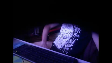 Snapshot of flingledrip chatting on 12/03/24, 12:49 flingledrip online show from 12/03/24, 12:49