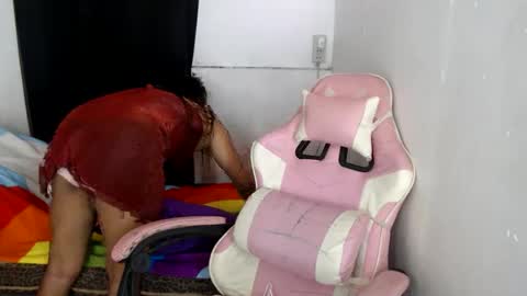 Snapshot of flirtangel93 chatting on 03/01/26, 02:57 Angel online show from 03/01/26, 02:57