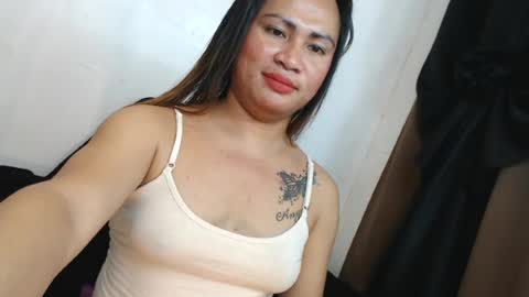 Snapshot of flirtangel93 chatting on 06/26/26, 07:35 Angel online show from 06/26/26, 07:35