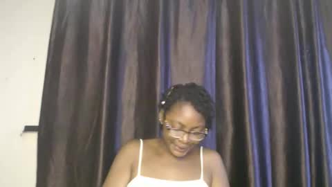Snapshot of flirty_xxbonny chatting on 06/06/26, 10:20 flirty_xxbonny online show from 06/06/26, 10:20