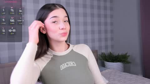 Emely  online show from 12/29/24, 05:22