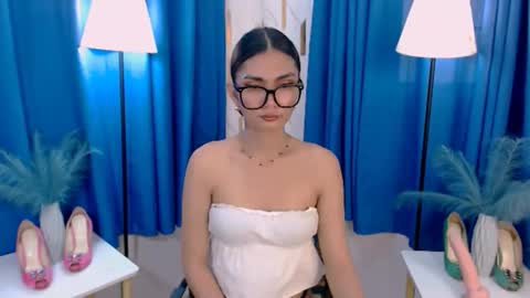 Marga online show from 04/29/26, 02:15