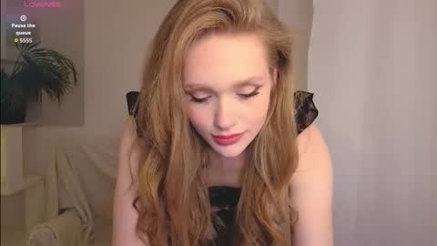 Polly online show from 09/12/25, 10:10