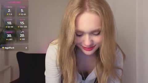 Polly online show from 09/25/25, 10:57