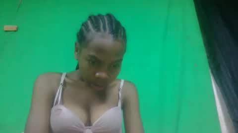 Snapshot of flooriida chatting on 03/18/26, 11:35 flooriida online show from 03/18/26, 11:35